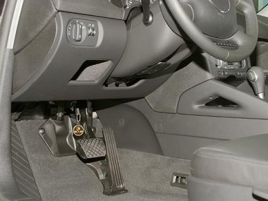 Механическое противоугонное устройство на Рулевой вал  Audi A-3 Sportback (2004-2008) авт. Tiptronic КП (5-ти дверный) 