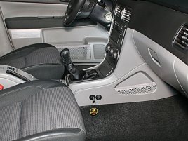     () DRAGON  Subaru  Forester II (2003-2005) .  