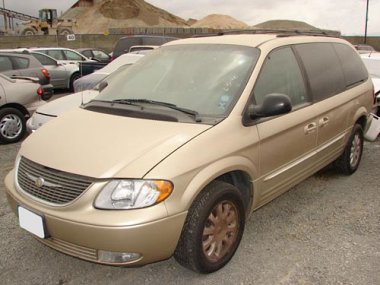   Chrysler Town & Country III (2001-2004) .  
