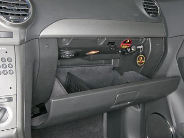       Mazda Antara ( -2011) . Activeselect  