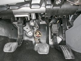    () DRAGON  Ford  Focus II (2007-) .  