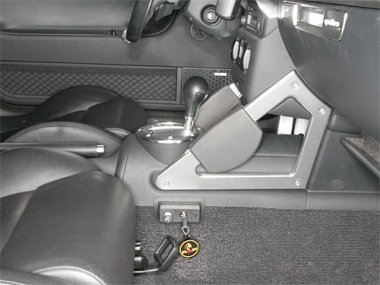 Механическое противоугонное устройство на Коробку передач  Audi ТT (-2006) 3.2 авт.Tiptronic КП 