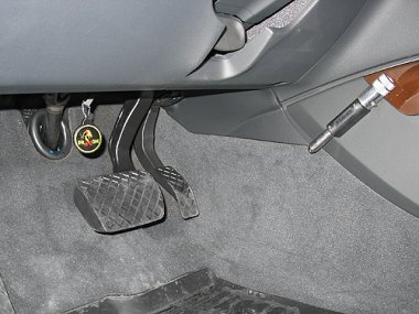 Механическое противоугонное устройство на Рулевой вал  Audi Q-5 (2008-2016) авт. S-tronic КП 