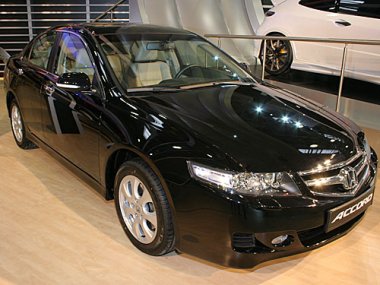   Honda Accord VII (2002-2008)  .  