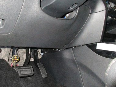 Штыревое механическое противоугонное устройство на Рулевой вал  Kia Ceed III (2018-) 1.6 авт. Tiptronic КП 