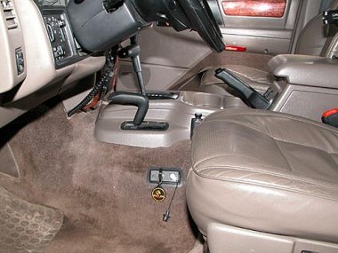 Механическое противоугонное устройство на разд. Коробку передач  Jeep Grand Cherokee ( -1998) aвт. КП 