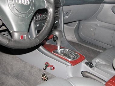 Механическое противоугонное устройство на Коробку передач  Audi Allroad Quattro ( -2001) авт. Tiptronic КП 