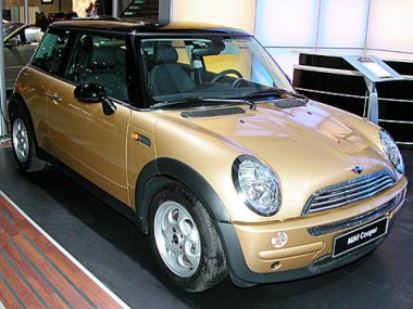   Mini Cooper (2001-2006) . Tiptronic  