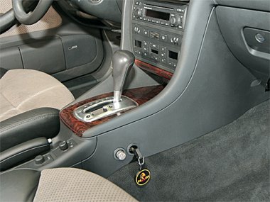Механическое противоугонное устройство на Коробку передач  Audi Allroad Quattro (2001-2006) авт. Tiptronic КП 