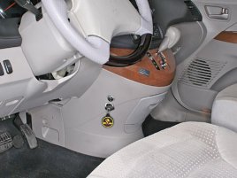     () DRAGON  Mitsubishi  Grandis . Tiptronic  