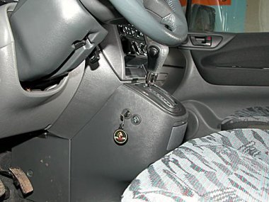        Mitsubishi Space Wagon (1998- ) .  