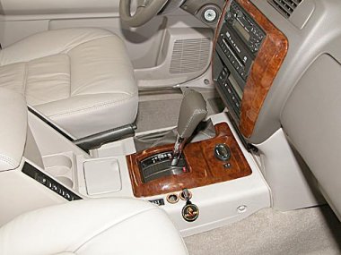     .    Nissan Patrol GR (1998-2003) .  