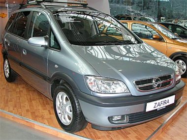   Opel Zafira ( -2005) .  