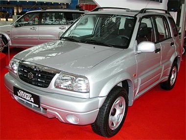   Suzuki Grand Vitara (2003-2005) .  