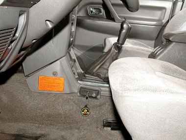     .    Mitsubishi Pajero II (1994-1999) 2.8 TDI .  