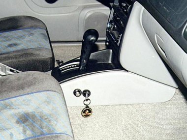 Механическое противоугонное устройство на Коробку передач  Subaru Forester I ( -2002) 2.0 авт. КП 