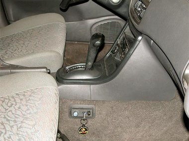 Механическое противоугонное устройство на Коробку передач  Subaru Impreza I / outback (1992-2000) 2.2 авт. КП 
