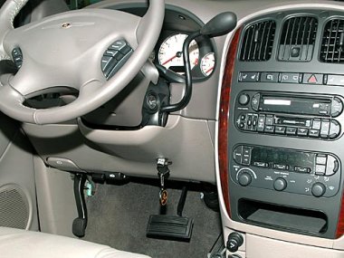        Chrysler Grand Voyager III (2001-2004)  3.3 .  