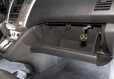 Механическое противоугонное устройство на Капот  Lexus RX 400h (2004-2009) авт. КП 