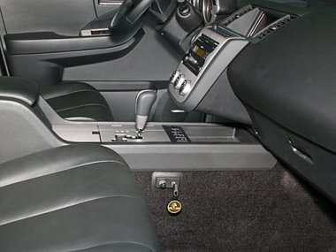 Механическое противоугонное устройство на Коробку передач Nissan Murano ( -2008) авт. Tiptronic КП