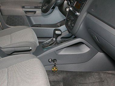 Механическое противоугонное устройство на Коробку передач Volkswagen Jetta (2006-2009) aвт. Tiptronic КП
