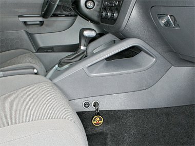 Механическое противоугонное устройство на Коробку передач Volkswagen Golf Plus (2006-2009) авт. Tiptronic КП