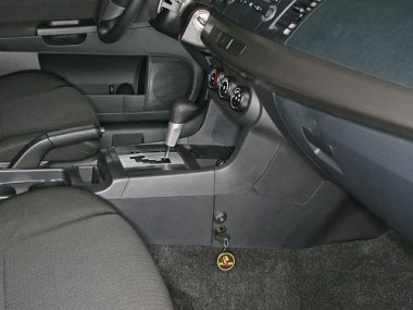 Механическое противоугонное устройство на Коробку передач Mitsubishi Lancer X 1.8, 2.0 авт. КП