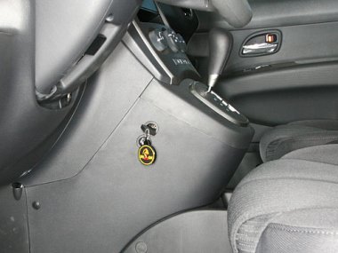 Механическое противоугонное устройство на Коробку передач Kia Carens III (2006- ) авт. Tiptronic КП