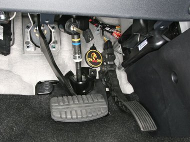 Механическое противоугонное устройство на Рулевой вал Mitsubishi Lancer X 1.5, 1.6 авт. КП