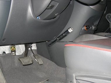 Механическое противоугонное устройство на Рулевой вал Kia Soul ( -2013) авт. КП