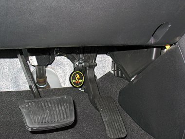 Механическое противоугонное устройство на Рулевой вал Kia Ceed (2009-2011) авт. КП
