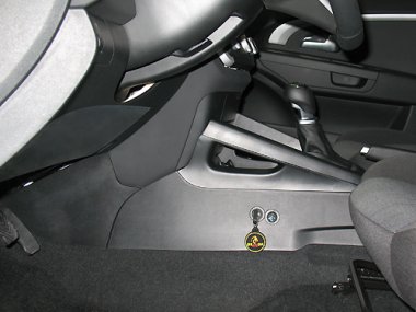 Механическое противоугонное устройство на Коробку передач Kia Ceed (2009-2011) мех. КП