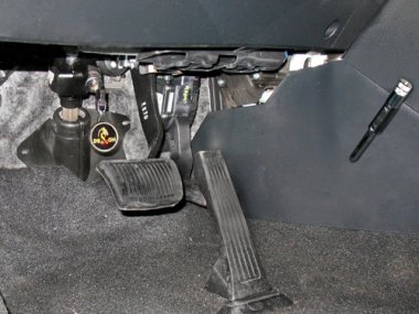 Механическое противоугонное устройство на Рулевой вал Kia Sportage (2010-2014) авт. Tiptronic КП