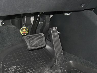 Механическое противоугонное устройство на Рулевой вал Hyundai Santa Fe (2012-2018) авт. Tiptronic КП