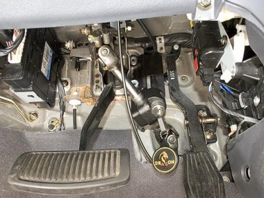 Механическое противоугонное устройство на Рулевой вал Hyundai Elantra (2001-) авт. 4 cт. КП