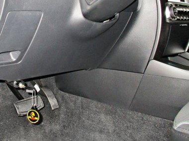 Механическое противоугонное устройство на Капот Kia Mohave (2008-2020) авт. Tiptronic КП