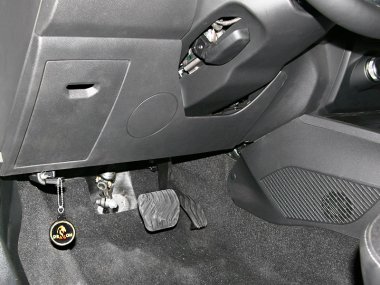 Механическое противоугонное устройство на Капот Renault Arkana (2019-) 1.6 CVT X-Tronic КП ®