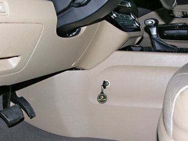 Kia Carnival III (2014-2020) 2.2 авт. Tiptronic КП