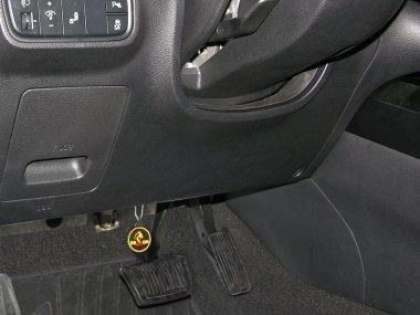 Штыревое механическое противоугонное устройство на Рулевой вал Kia Soul III (2019-) мех. 6 ст. КП ®