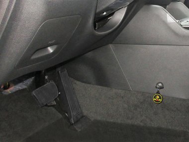 Бесштыревое механическое противоугонное устройство на Коробку передач Kia Sportage (2022-) 2.0 авт.Tiptronic КП (управление переключением скоростей - рычагом)