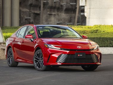 Toyota Camry IX (XV80) (2023-) 2.0 Гибрид CVT КП ®