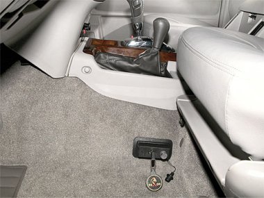 Механическое противоугонное устройство на разд. Коробку передач Nissan Patrol GR (2004-2009) 4.8 авт. Tiptronic КП