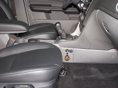 Механическое противоугонное устройство на Коробку передач Ford Focus II (2005-2007) мех. КП