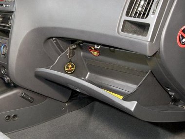 Механическое противоугонное устройство на Капот Hyundai Elantra (2001-2006) авт. КП