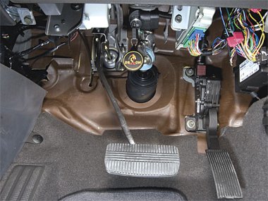 Механическое противоугонное устройство на Рулевой вал Nissan Pathfinder (2005-2014) авт. Tiptronic КП